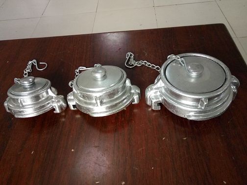 Blank Caps With Chain